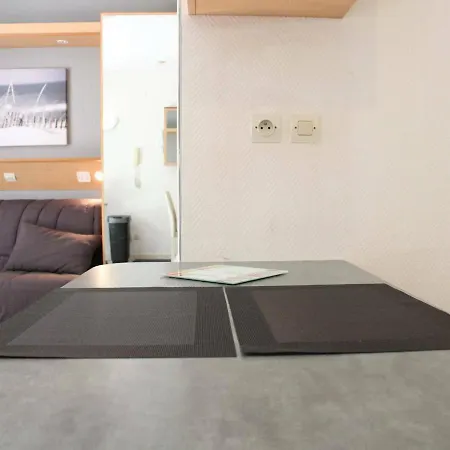 Apartmán Cosy A Avec Terrasse, Piscine Et Parking Prive - Fr-1-246-121 *