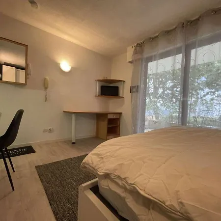 Cosy A Avec Terrasse, Piscine Et Parking Prive - Fr-1-246-121 La Rochelle (Charente-Maritime)